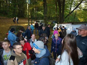 feherkolapa-2025-14.jfif